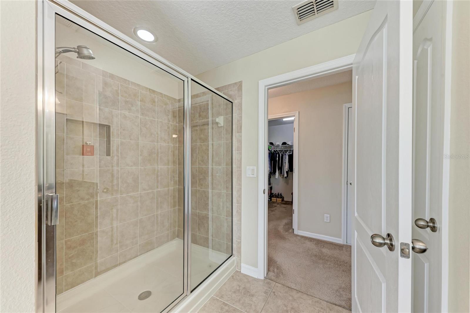 SOUTH HAMPTON - Residential