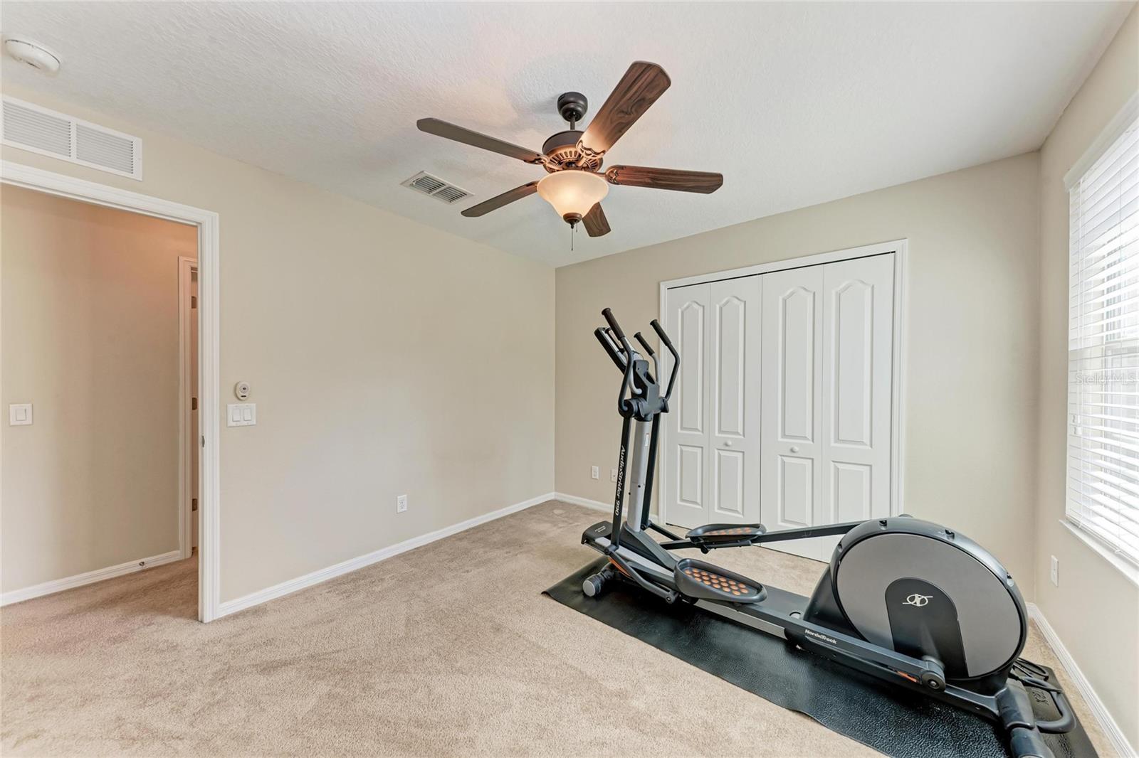 SOUTH HAMPTON - Residential