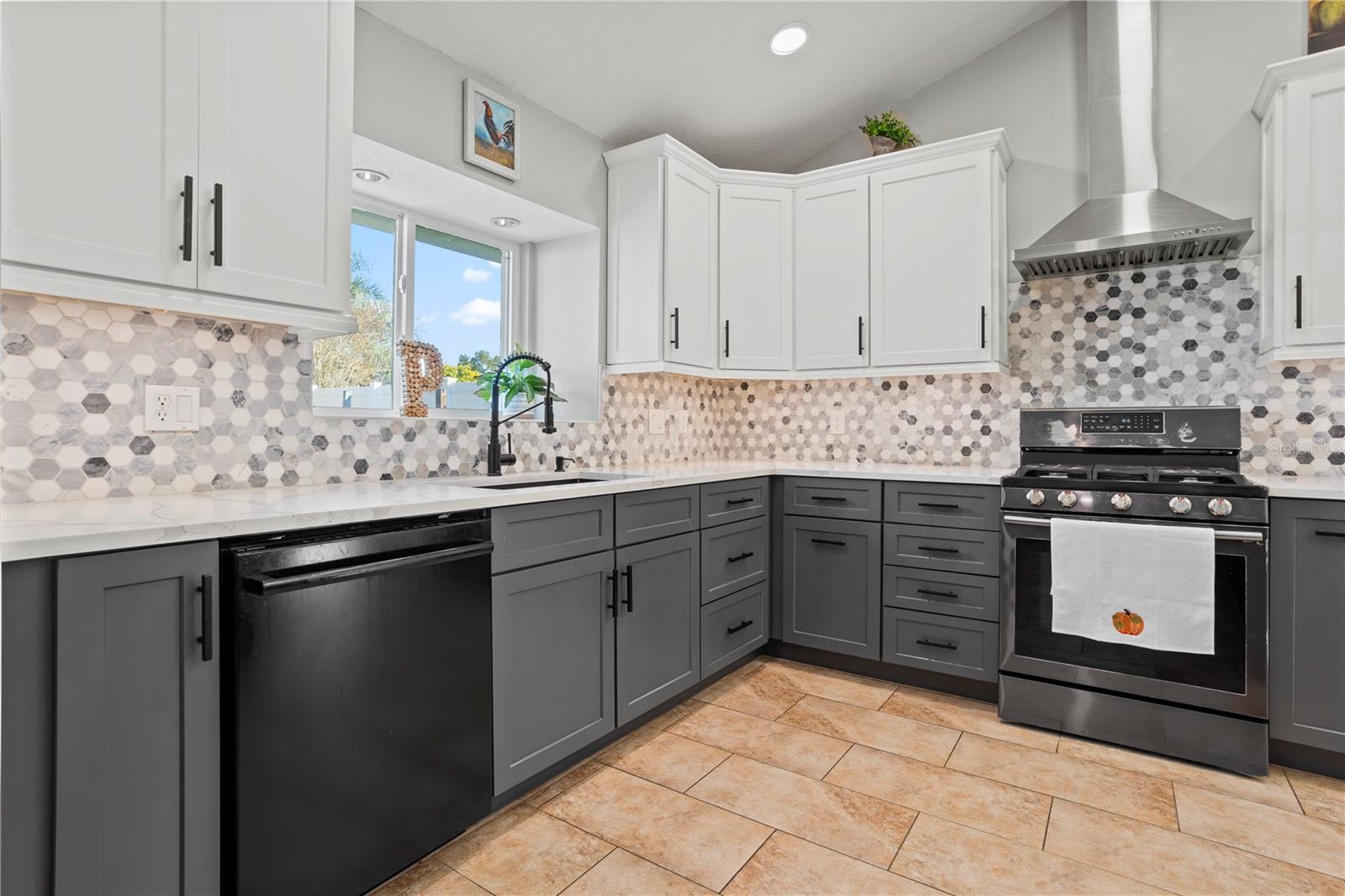 GREENWOOD LAKES UNIT 2 1ST ADD - Residential