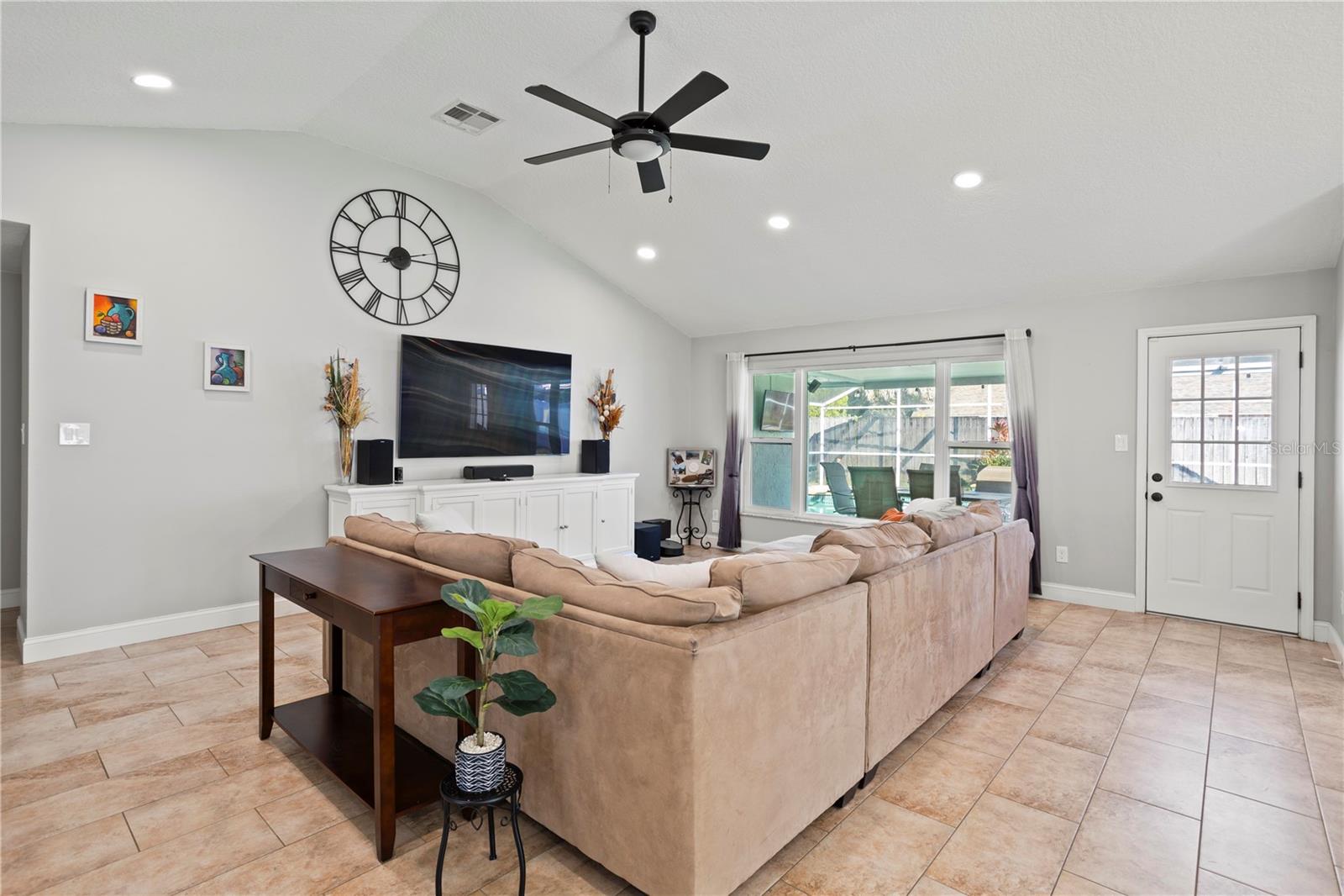 GREENWOOD LAKES UNIT 2 1ST ADD - Residential