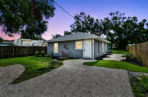 3611 19TH STREET E BRADENTON FL 34208