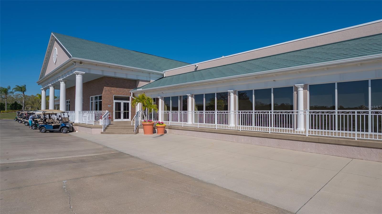 TERRACES 3 OF TARA - Residential