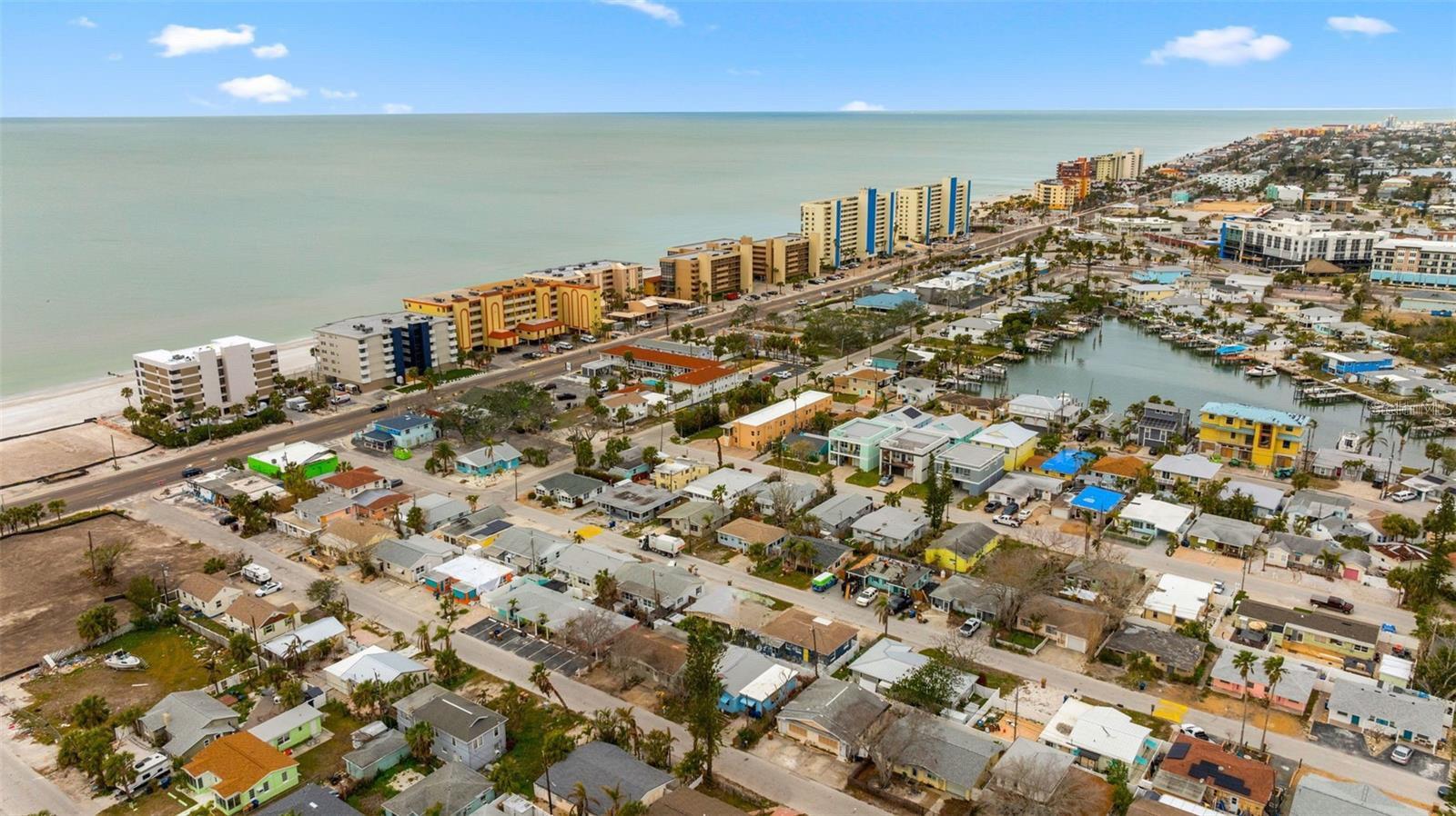 SUNNY SHORES - Residential Lease