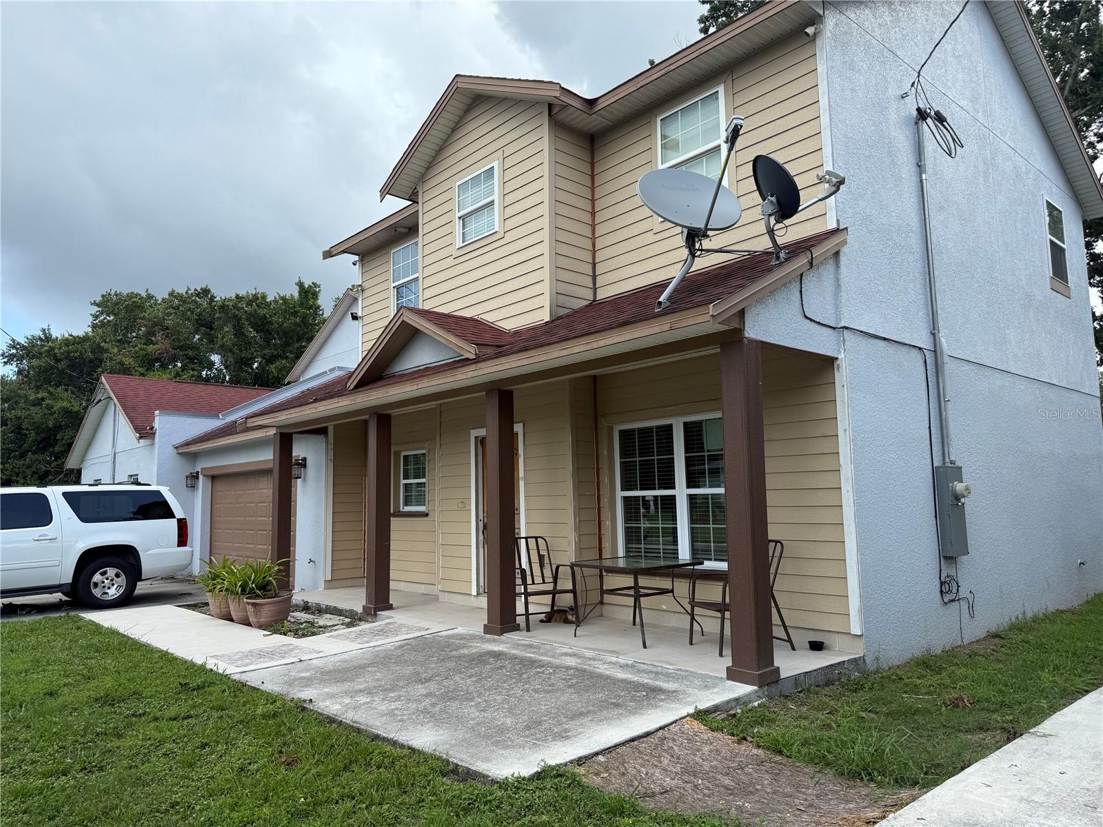 402 E MAPLE STREET