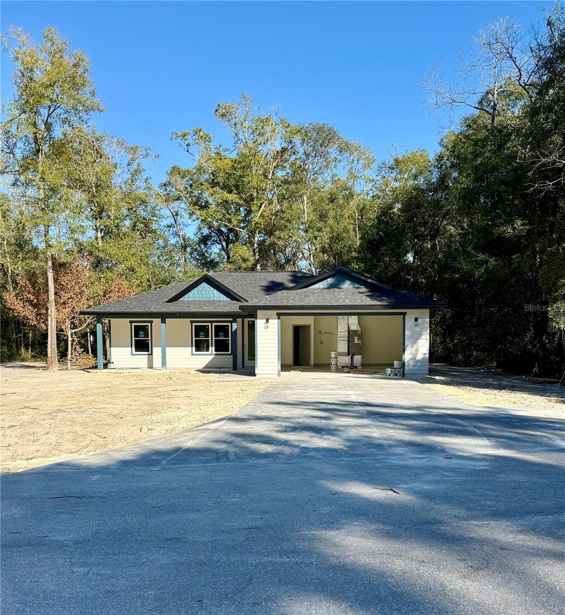 FORT WHITE STATION - Residential