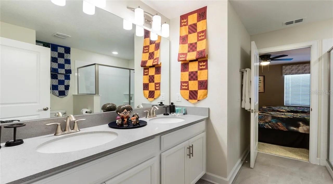 STONEYBROOK SOUTH TR K - Residential Lease