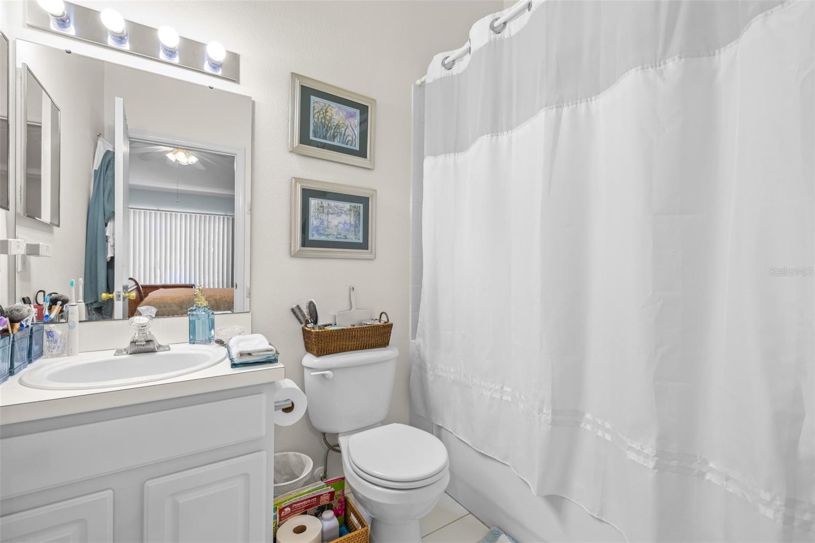 REGENCY KEY TWNHMS - Residential