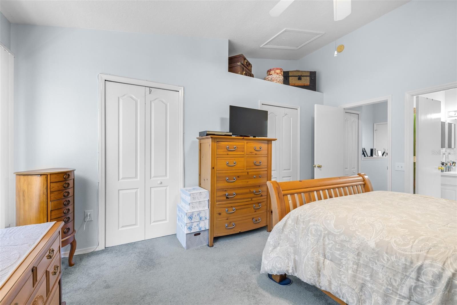 REGENCY KEY TWNHMS - Residential