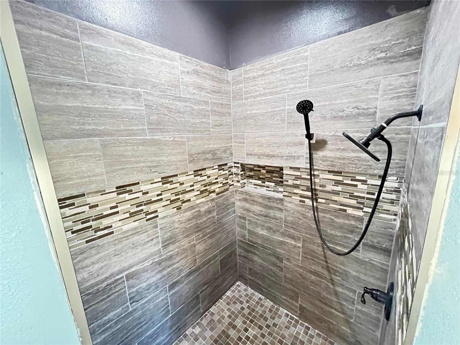 DELTONA LAKES UN 45 - Residential