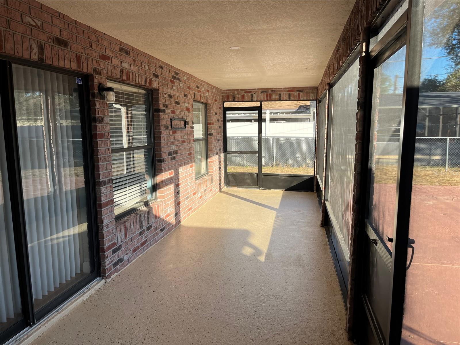 DELTONA LAKES UN 45 - Residential