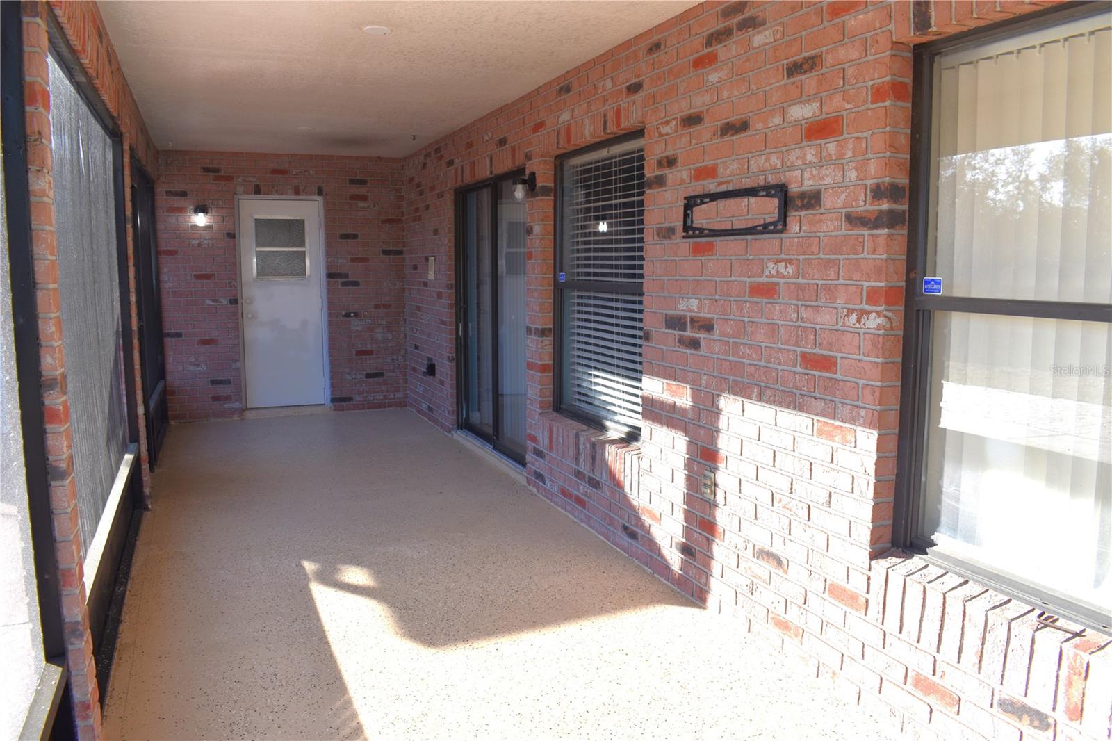 DELTONA LAKES UN 45 - Residential