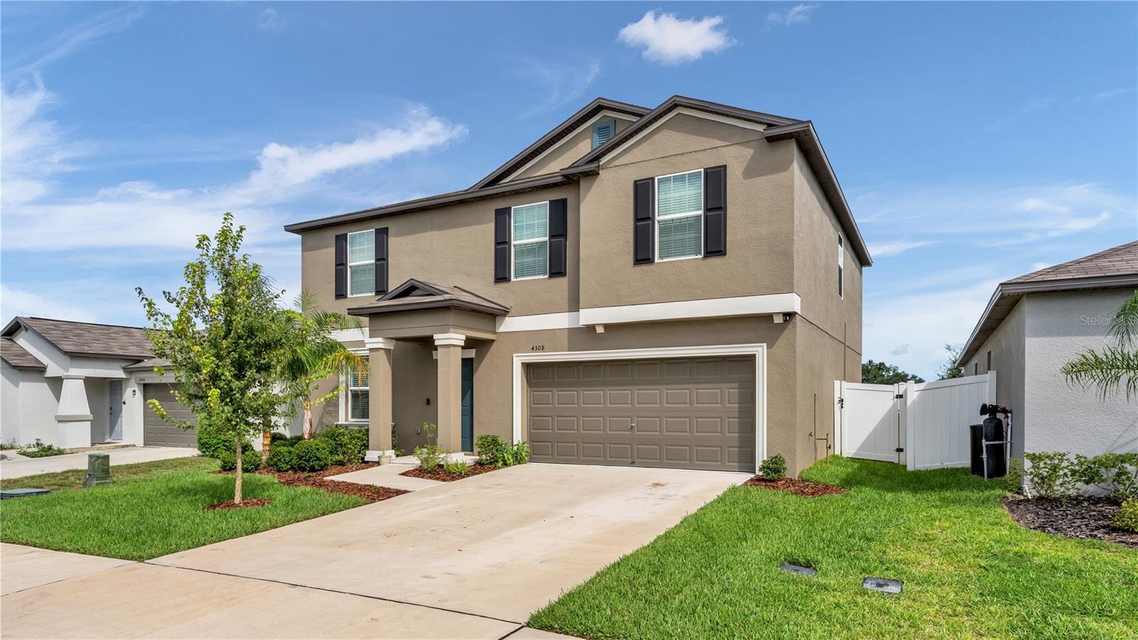 4308 FABULOUS FINCH LANE