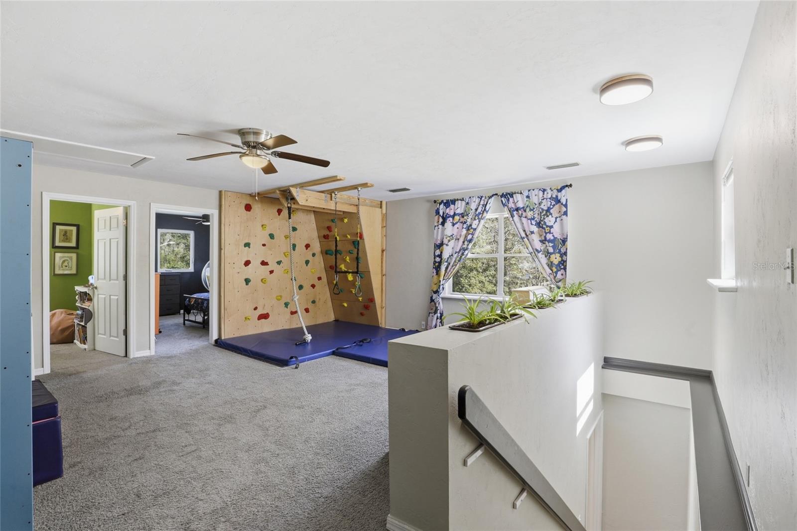 WOODLAND TERRACE - Residential