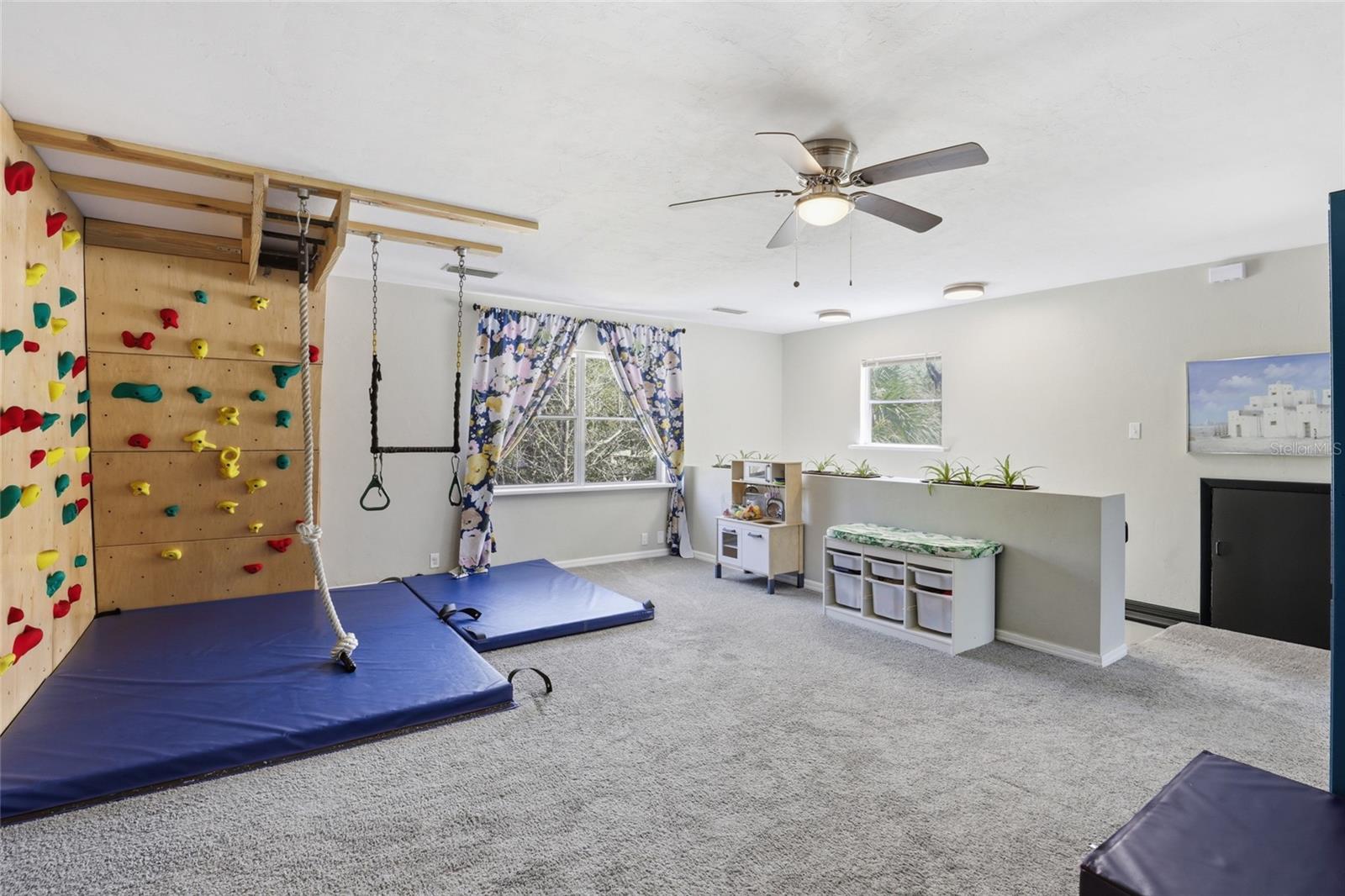 WOODLAND TERRACE - Residential