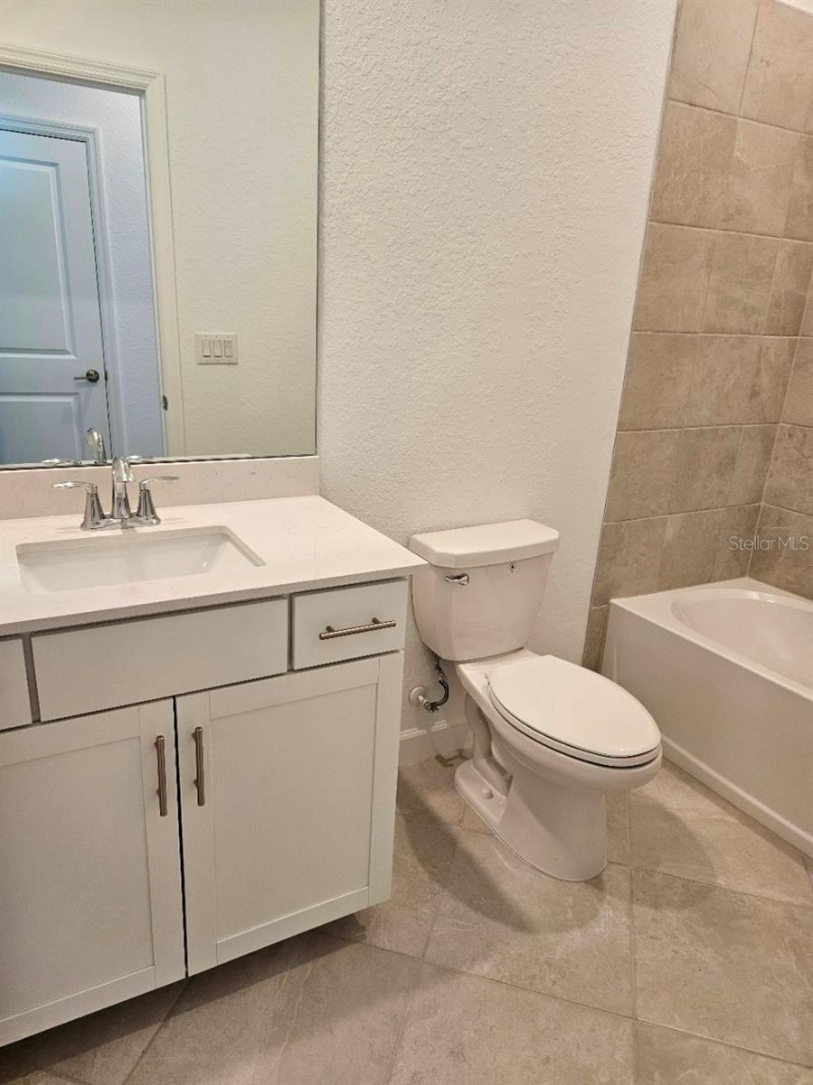 COCO BAY - Residential Lease
