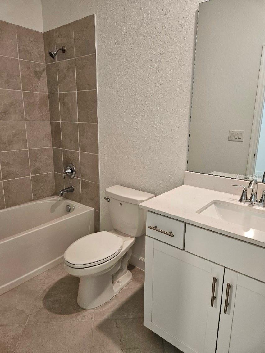 COCO BAY - Residential Lease