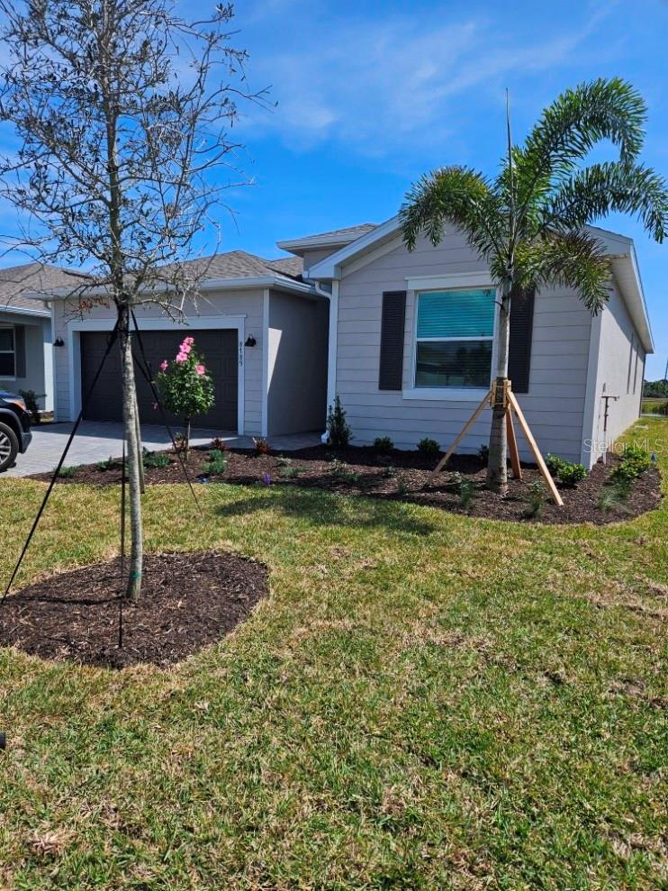 COCO BAY - Residential Lease