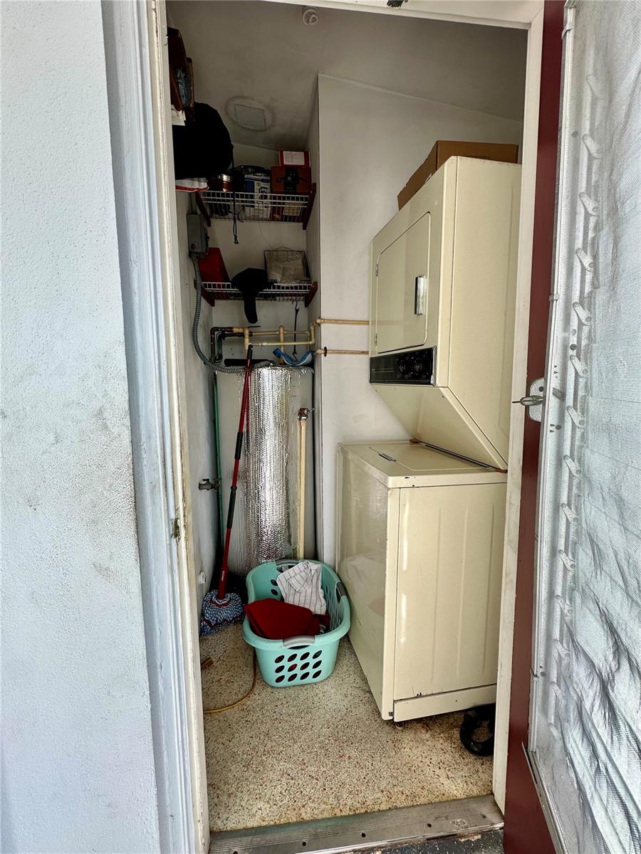 DELTONA LAKES UNIT 30 - Residential