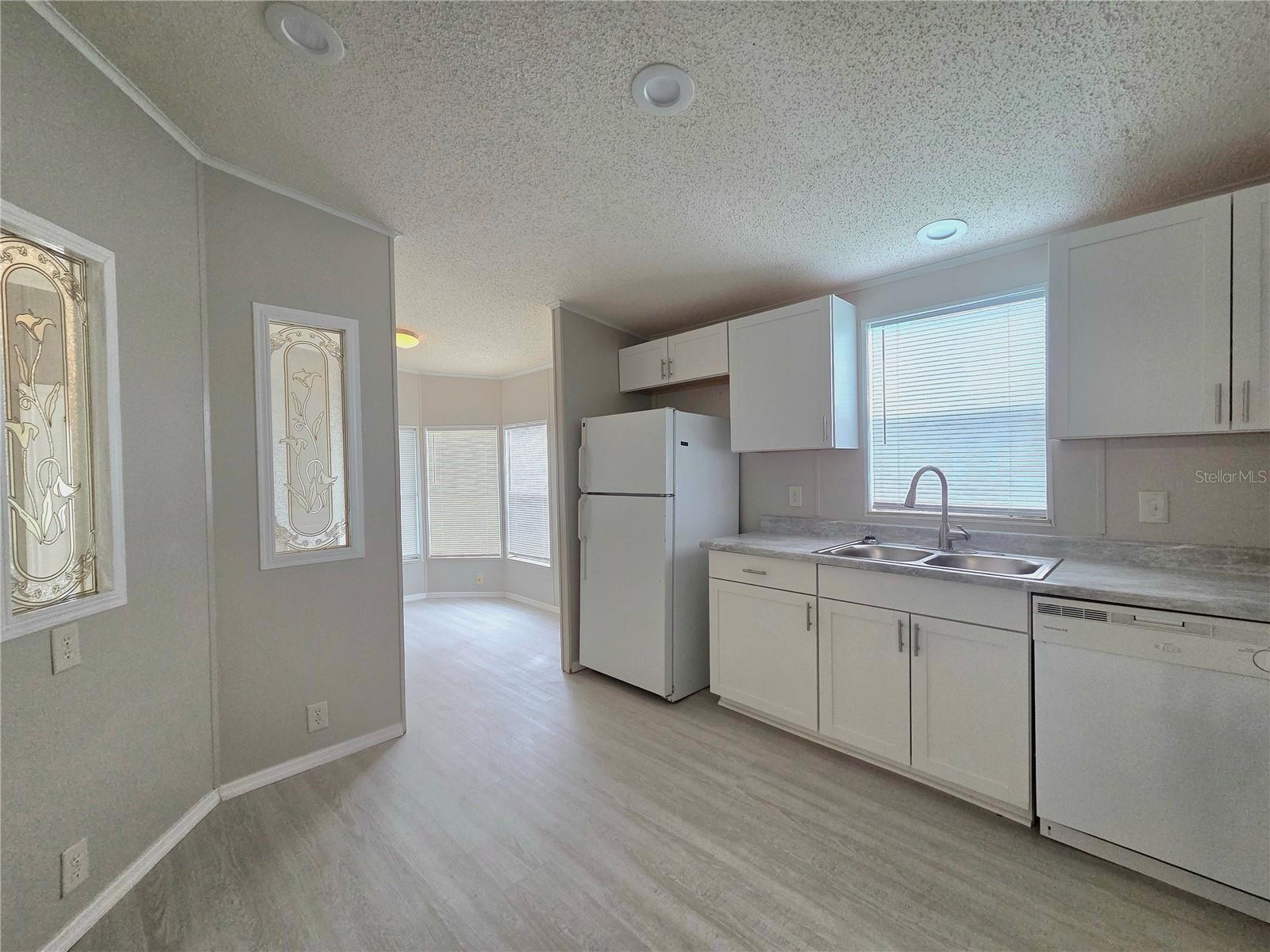 2253 & 2249 GOLFVIEW STREET