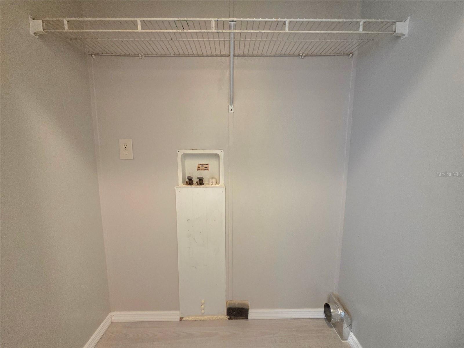 COUNTRY CLUB ESTATES SUB - Residential Income