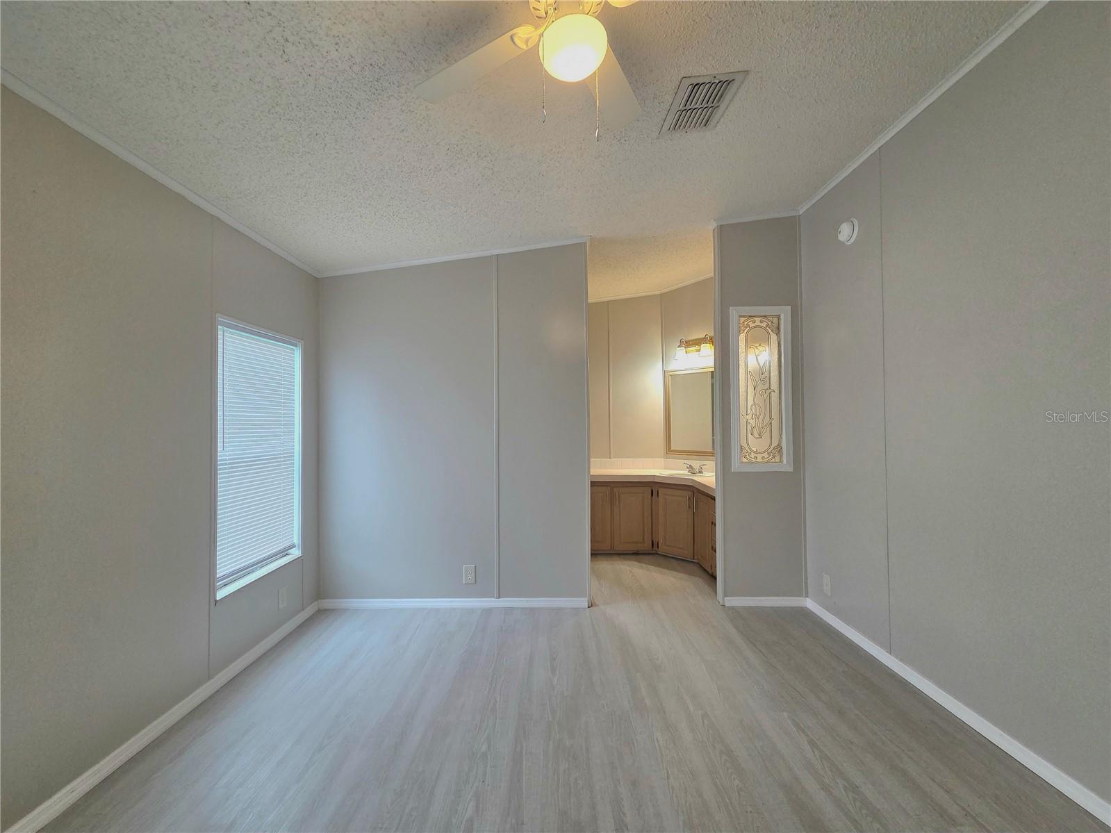 COUNTRY CLUB ESTATES SUB - Residential Income