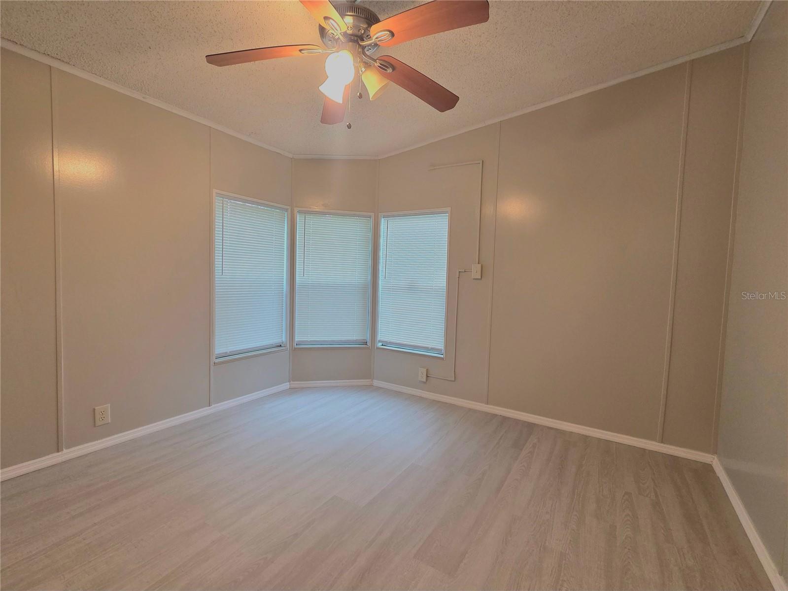 COUNTRY CLUB ESTATES SUB - Residential Income