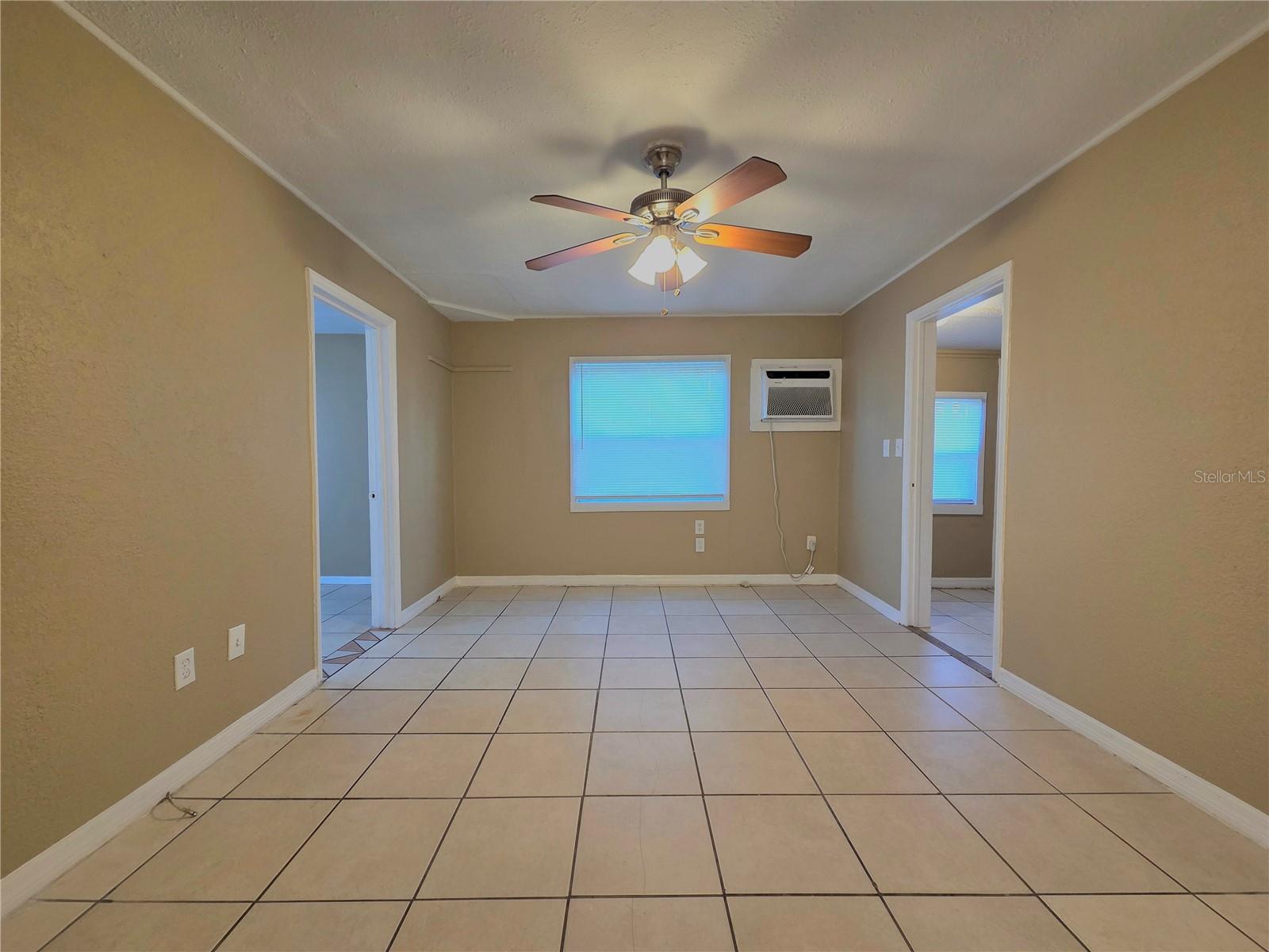 COUNTRY CLUB ESTATES SUB - Residential Income