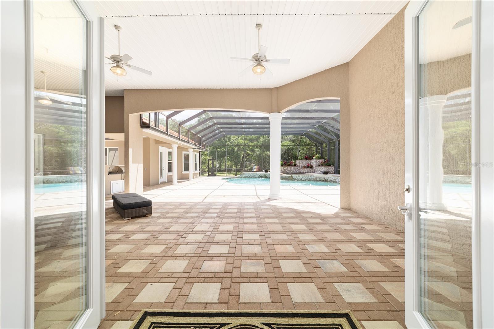 COUNTRY CLUB FARMS A HAMLET - Residential