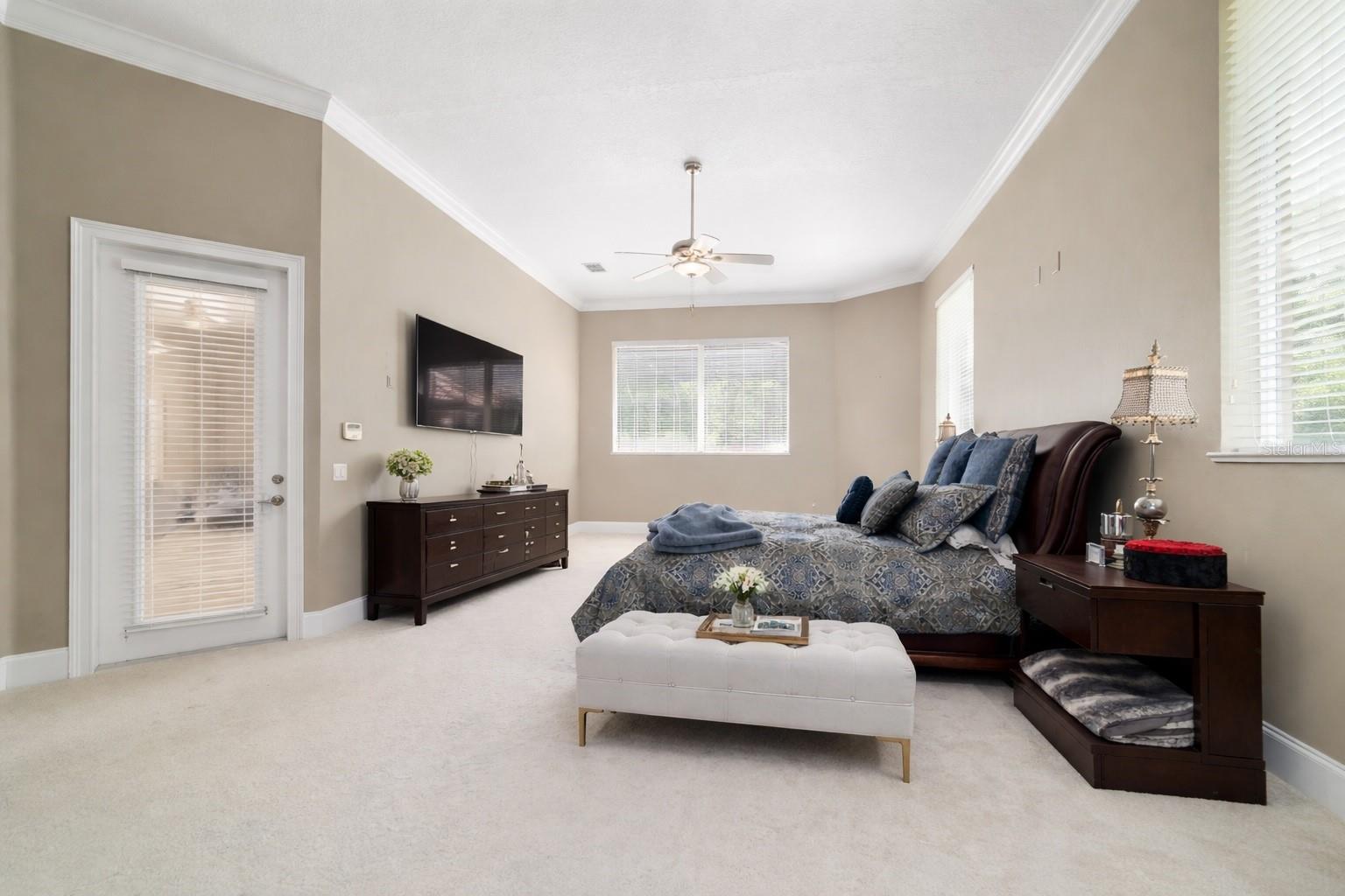 COUNTRY CLUB FARMS A HAMLET - Residential