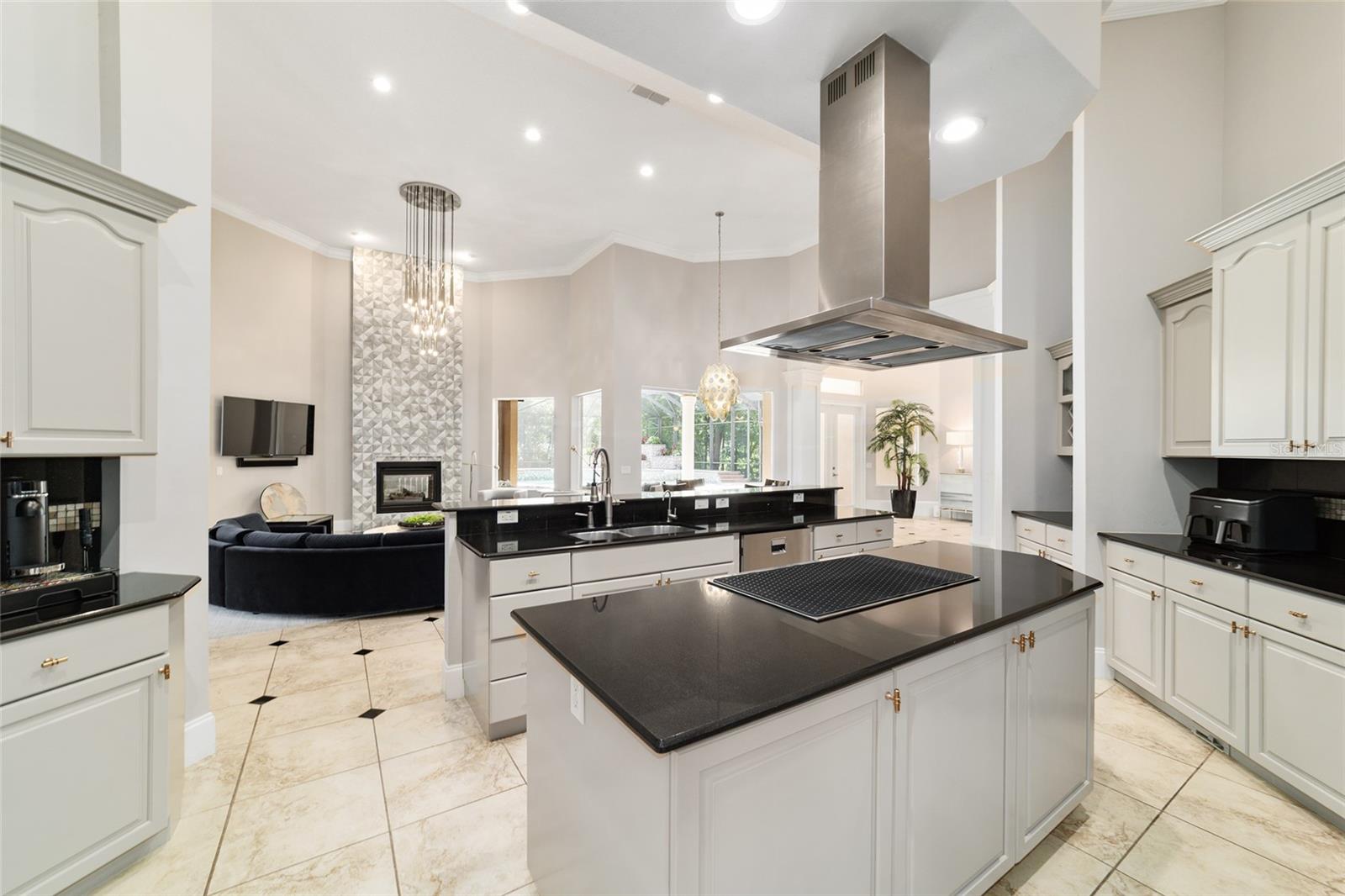 COUNTRY CLUB FARMS A HAMLET - Residential