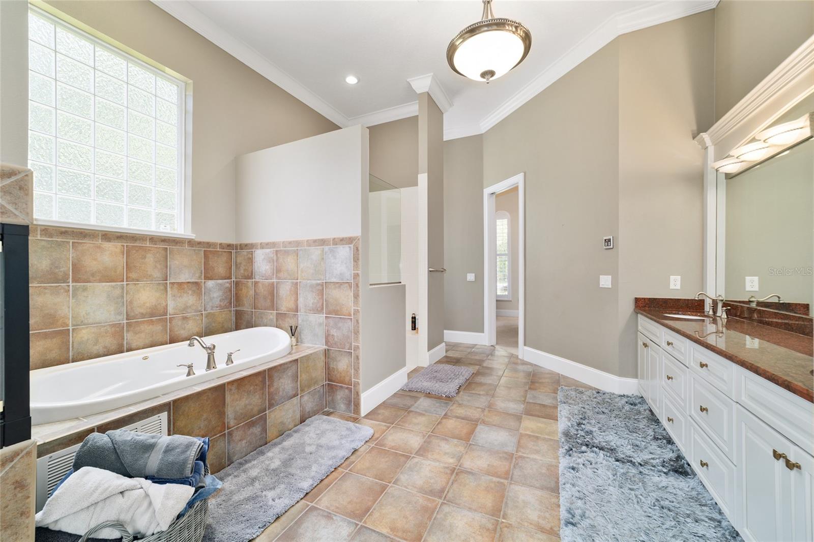 COUNTRY CLUB FARMS A HAMLET - Residential