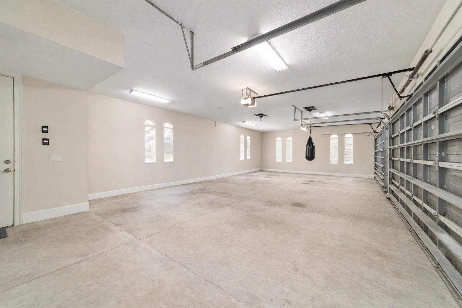 COUNTRY CLUB FARMS A HAMLET - Residential