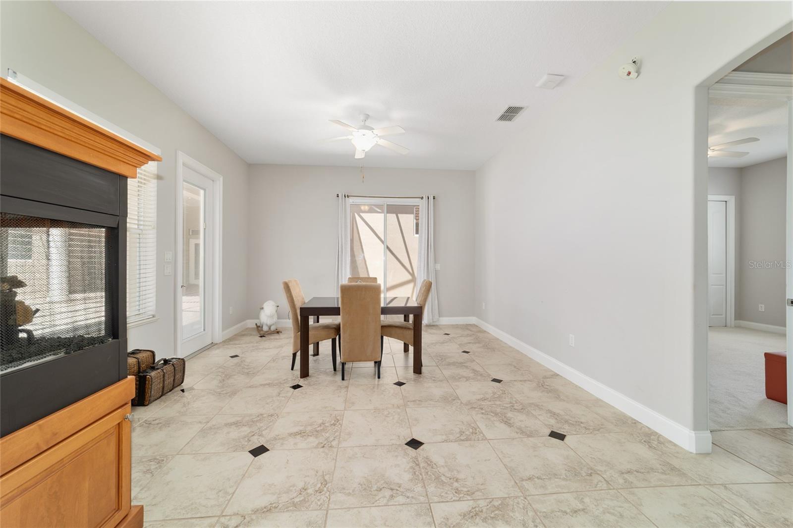 COUNTRY CLUB FARMS A HAMLET - Residential