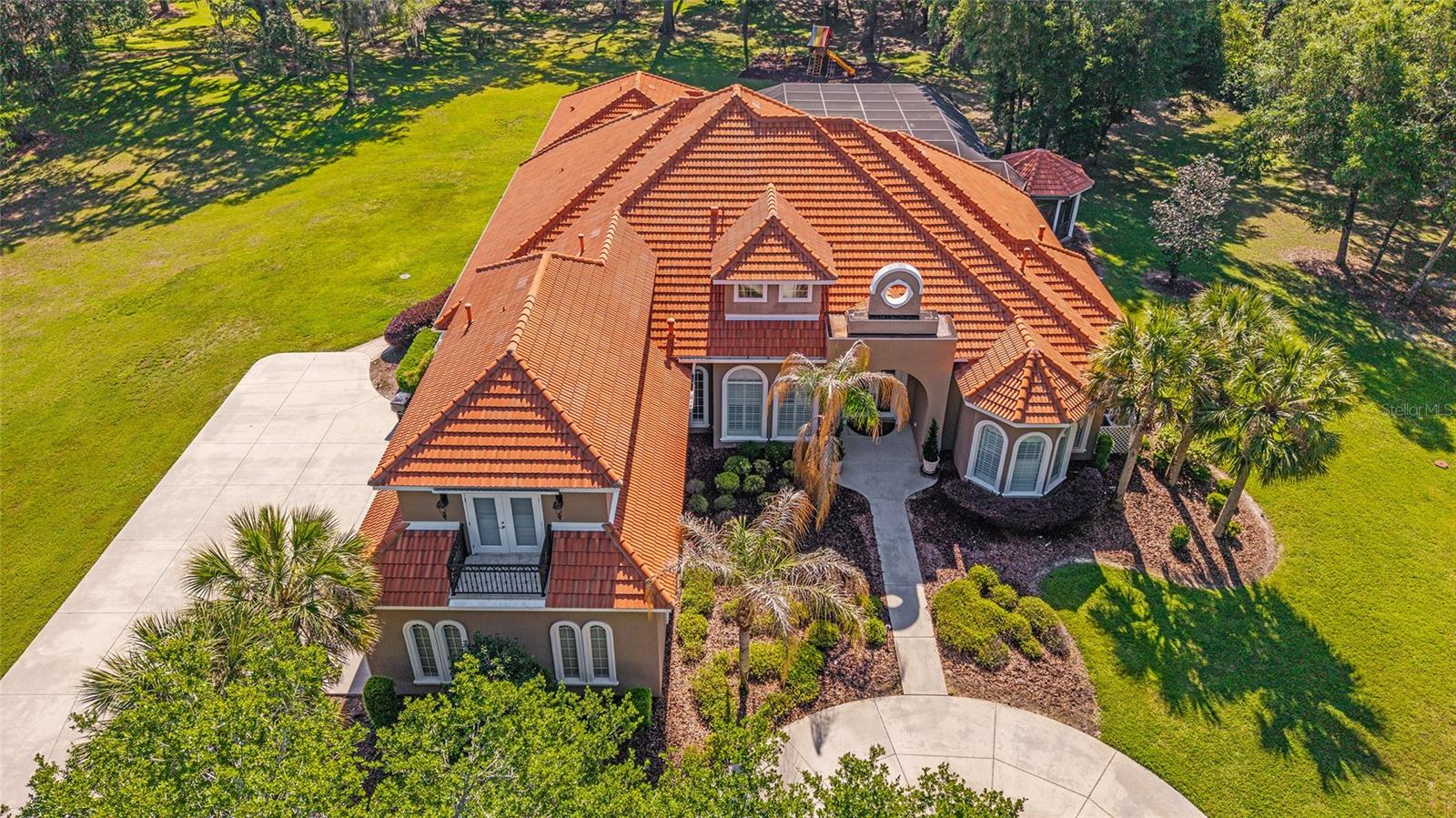 COUNTRY CLUB FARMS A HAMLET - Residential