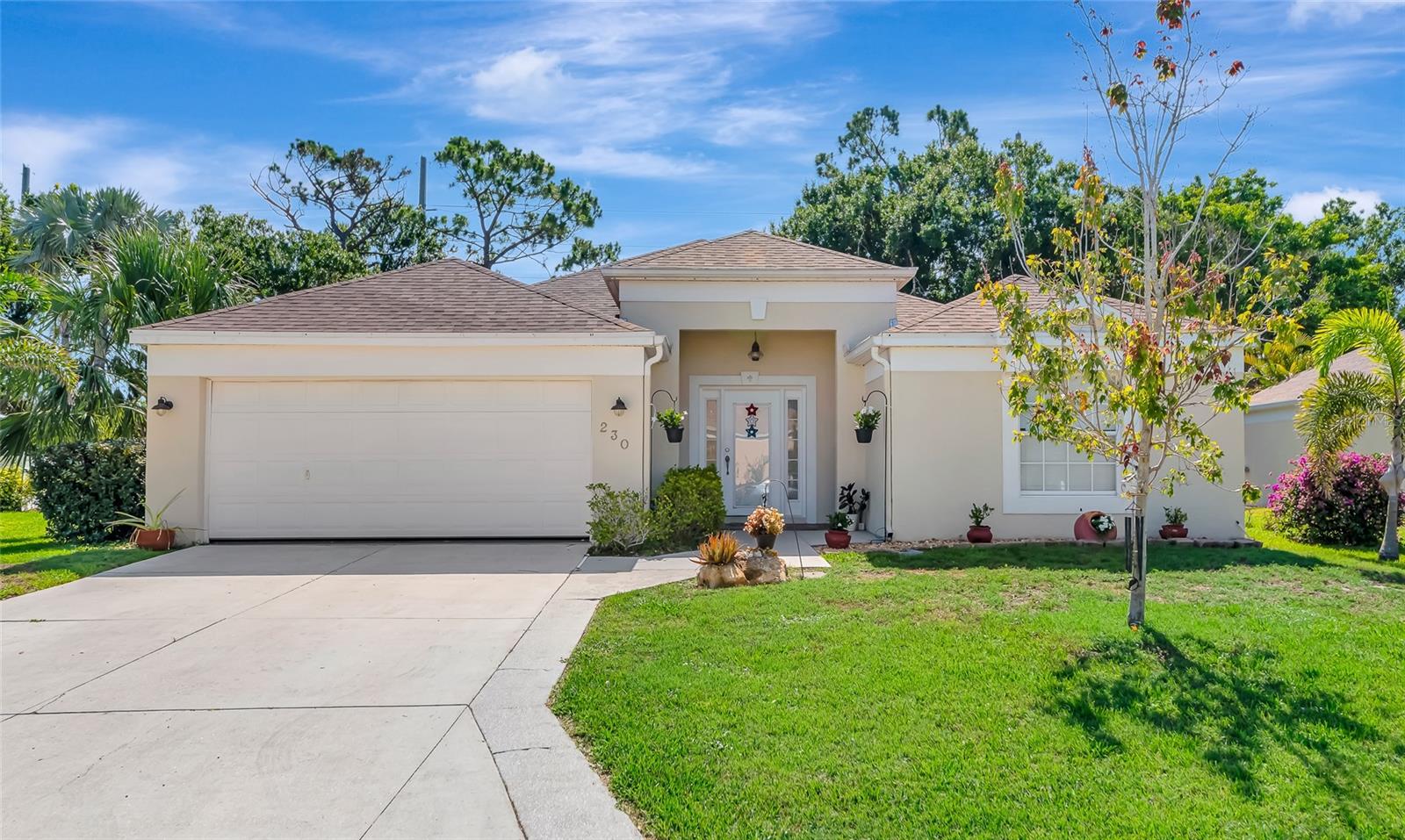Welcome to this spacious 4 bedroom {Current owners are using the dining room to accommodate a 5th bedroom and can easily be taken down if you choose} family home in the desirable Fairway Village. The kitchen with cabinets galore and an island for the gourmet chef in you will have plenty of room to work you're magic in. Built in Coffee Bar and room for a small bistro set. There is also an eat in kitchen area that has room for a large table, plus a 4-seat breakfast bar.... ample seating for family and friends. Nice size family room that overlooks the large screened in lanai with beautiful views and privacy. New roof in 2023 so that will not be of any concern. No CDD, low HOA's and not in a flood zone, what more could you want. The heated community pool is walking distance, only a few blocks away to enjoy our Florida weather year-round. Close to the new Wellen Park area where dining, shopping and entertainment are plentiful.
If you decide to join Plantation Golf & Country Club (voluntary), you'll find an additional pool, spa, and well-equipped fitness center. Or you may choose a game of tennis or pickleball on the courts! The clubhouse hosts social gatherings and community events, providing a perfect place to meet neighbors and make new friends. For golf enthusiasts, the nearby golf courses offer a fantastic opportunity to enjoy the game year-round. Put this on your short list today. Call for your private showing.