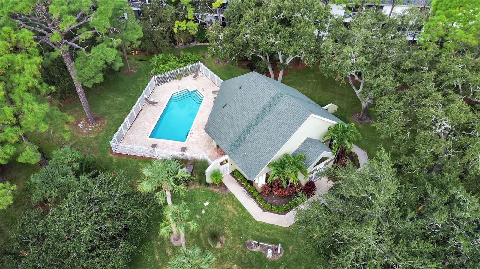 TARA CAY SOUND SOUTH - Residential