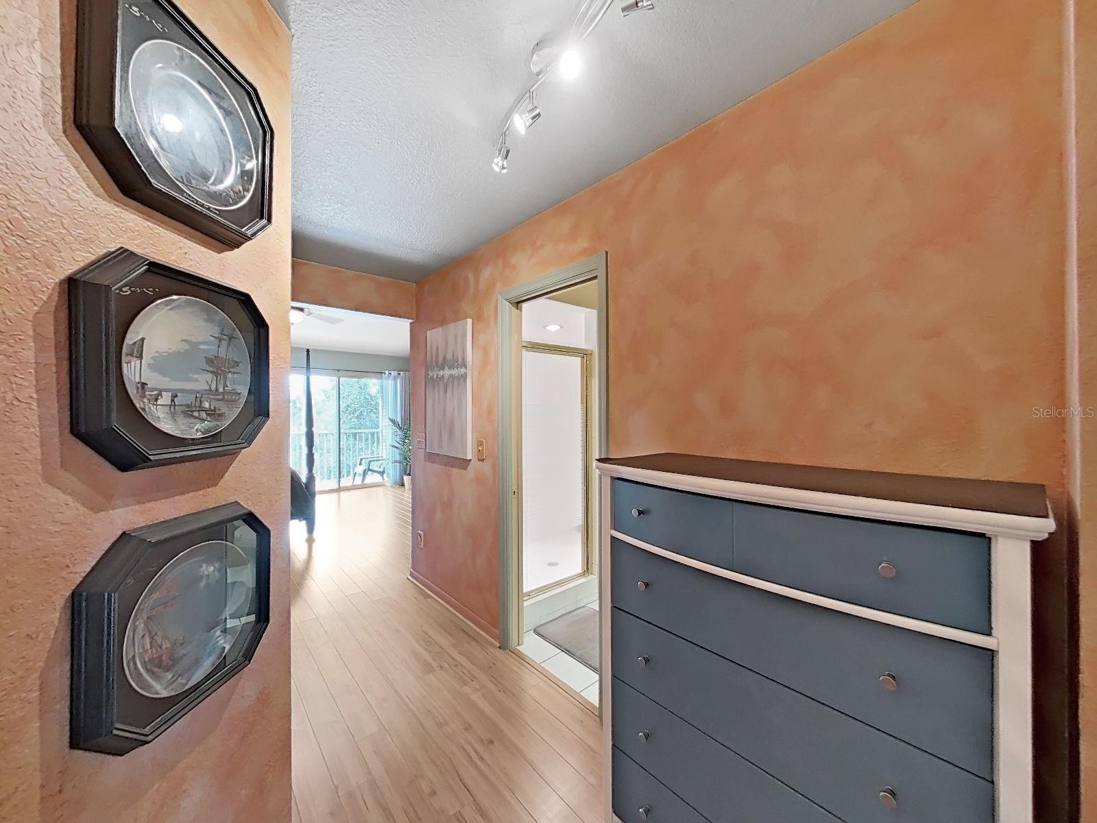 TARA CAY SOUND SOUTH - Residential