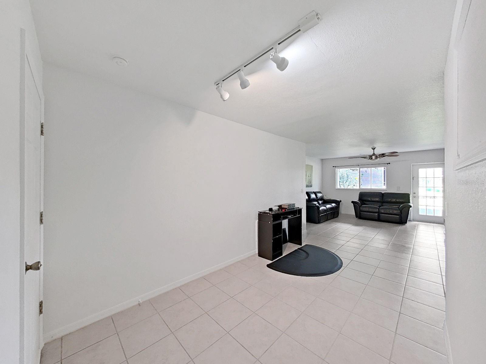 TARA CAY SOUND SOUTH - Residential