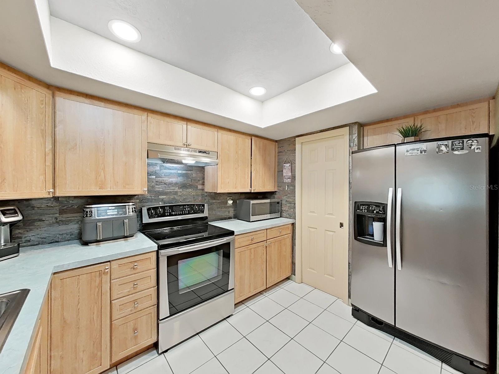 TARA CAY SOUND SOUTH - Residential