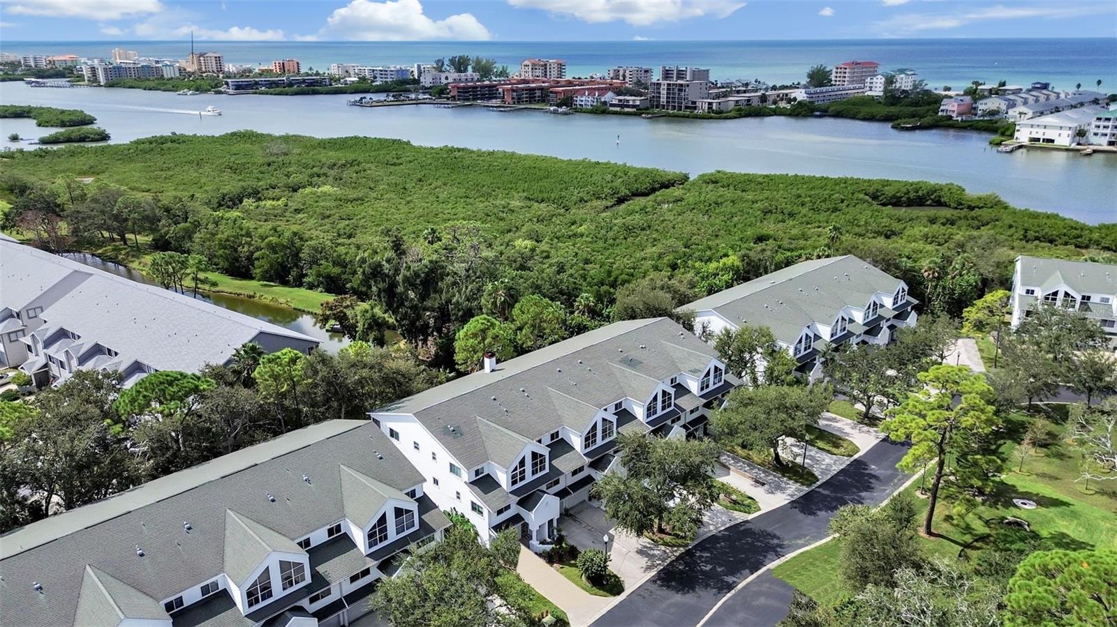 TARA CAY SOUND SOUTH - Residential