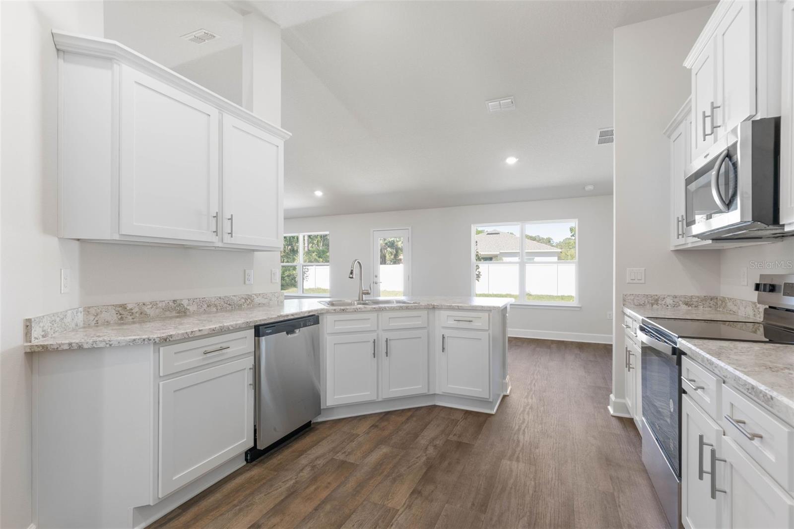 SOUTHWEST QUADRANT PH 01-04 - Residential