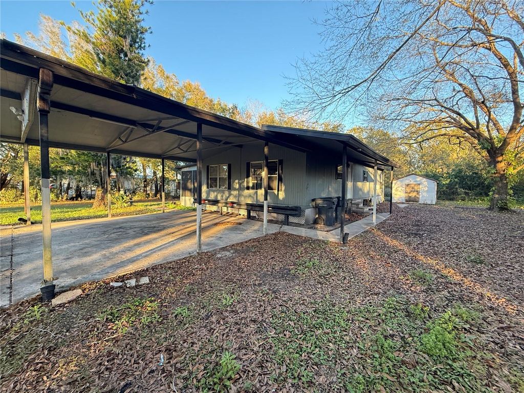 Photo of 2130 Dawn Heights Drive, Lakeland, FL 33801 (MLS # TB8466344)