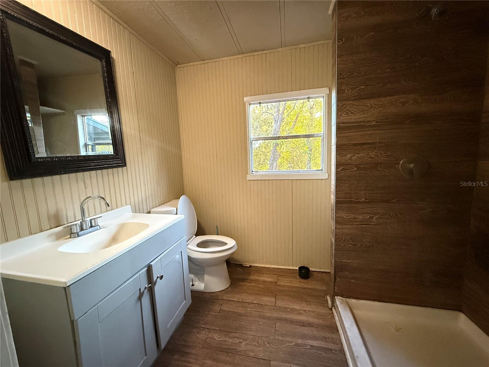 HALLAM & CO SUB - Residential