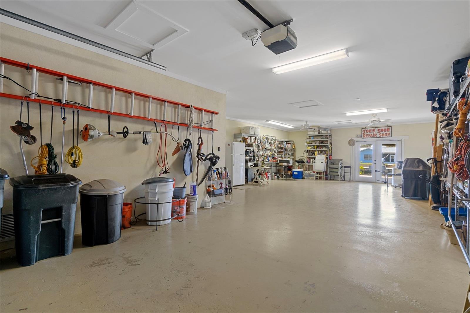 SEA PINES - Residential