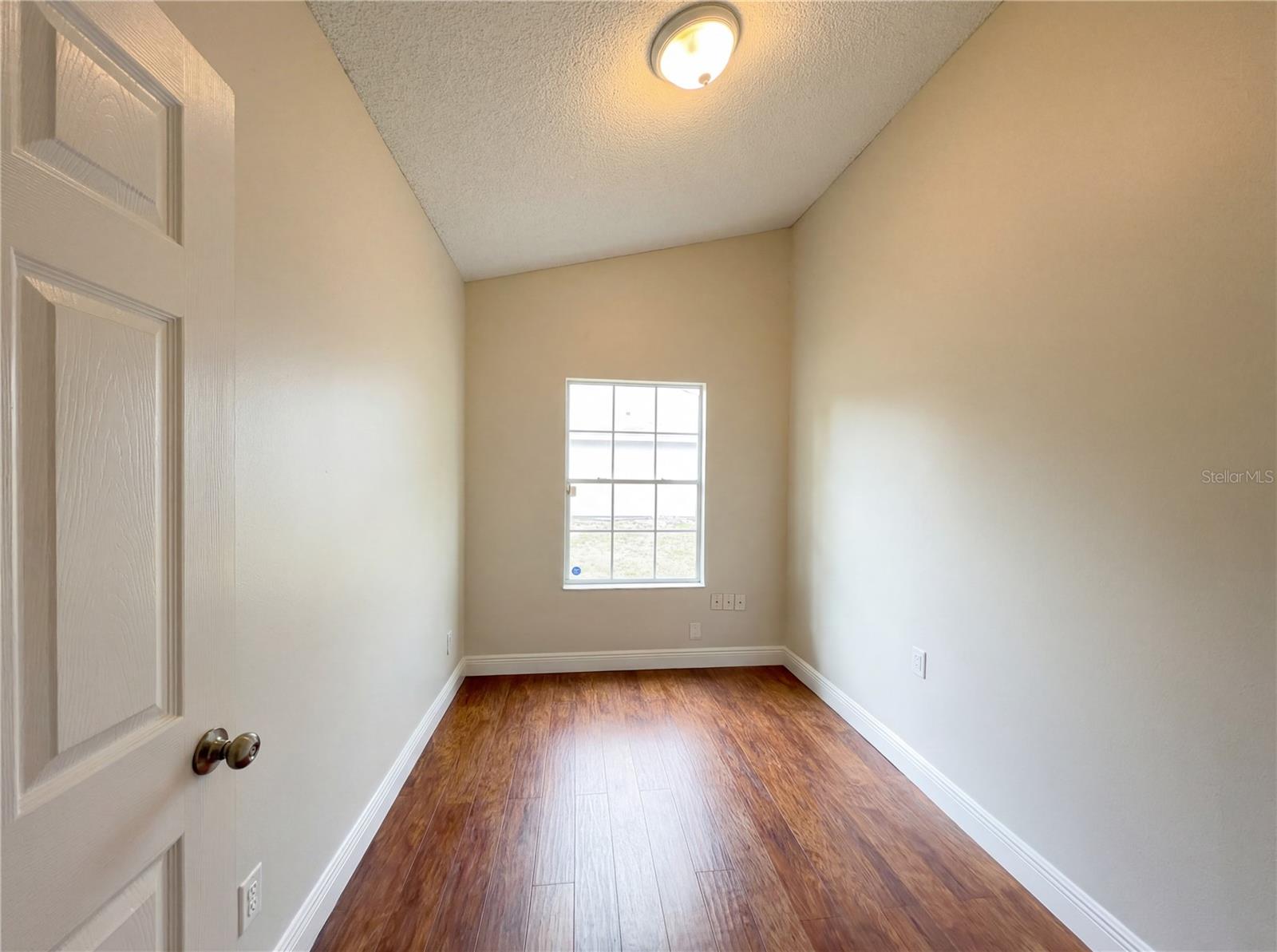 CHELSEA PARC - Residential