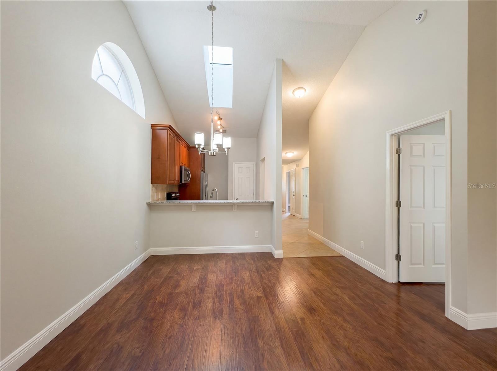 CHELSEA PARC - Residential