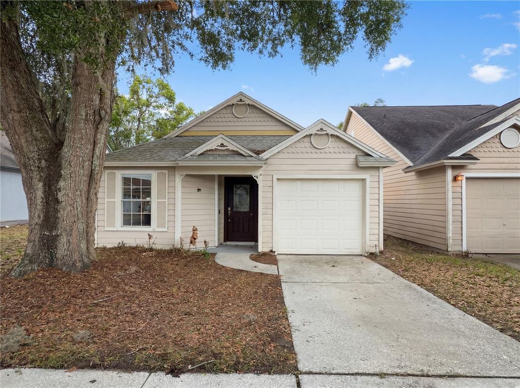 Photo of 1696 Chatham Circle, Apopka, FL 32703 (MLS # O6397898)