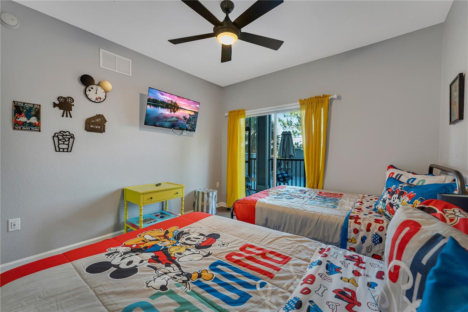 PALISADES CONDO - Residential
