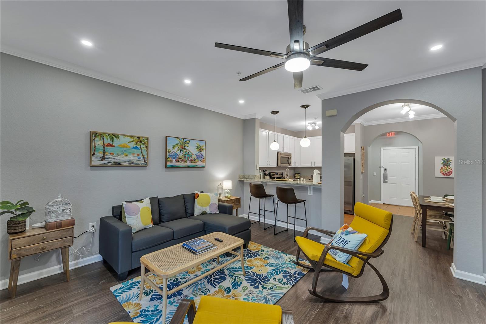 PALISADES CONDO - Residential