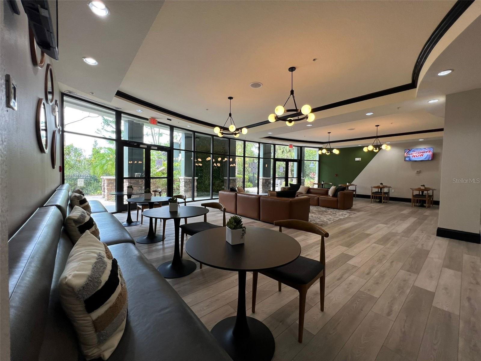 PALISADES CONDO - Residential